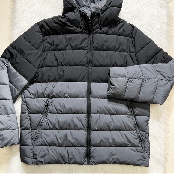 SOLD-Michael Kors MENS Hooded Puffer Coat - Picture 6 of 11